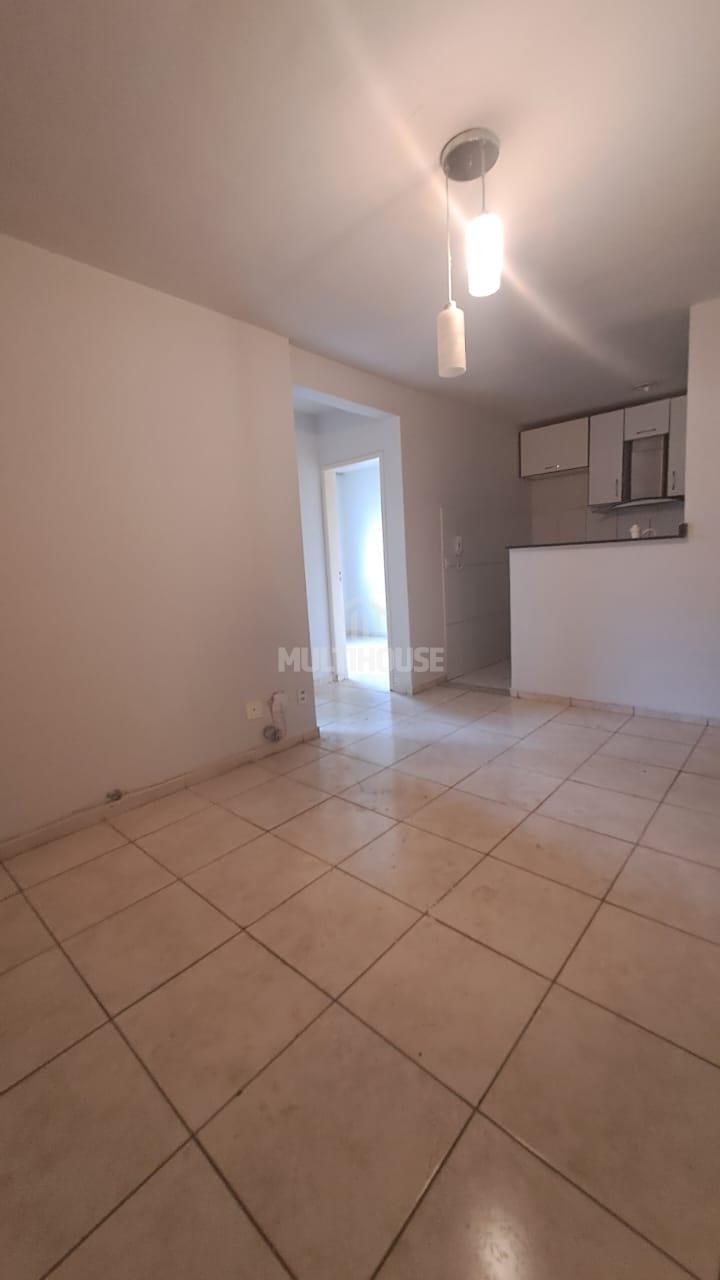 Apartamento para alugar com 2 quartos, 55m² - Foto 14