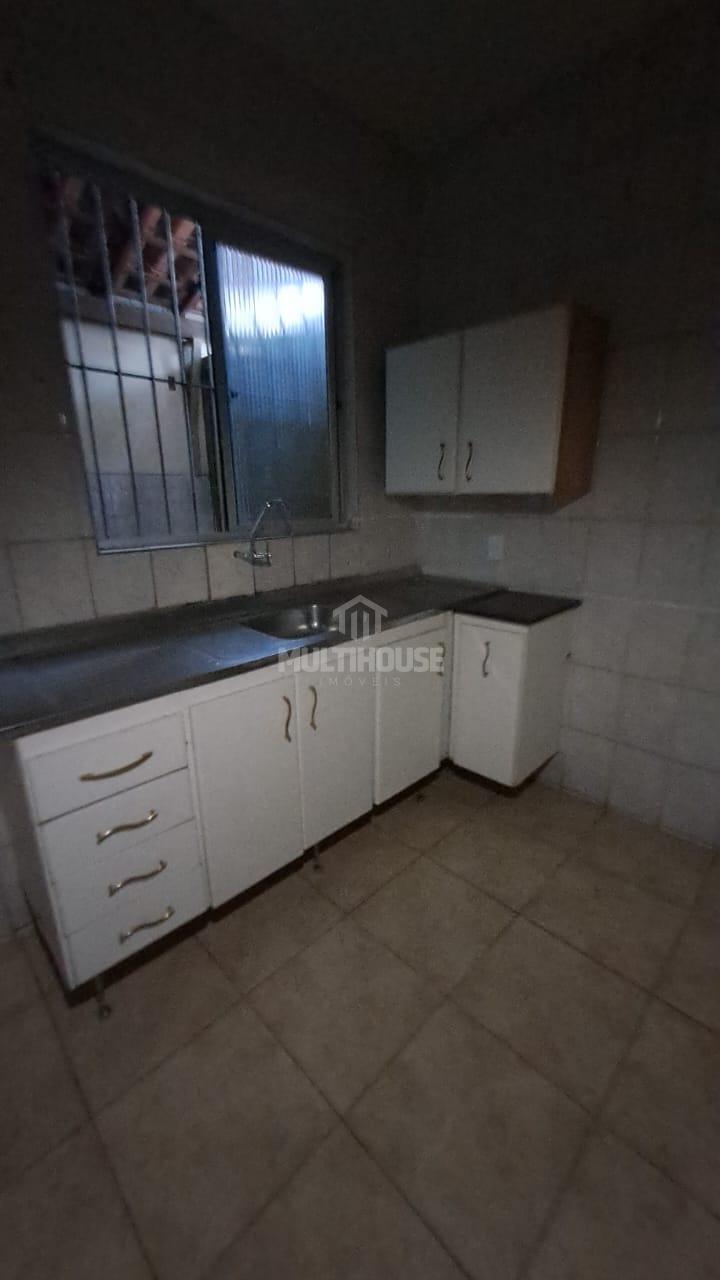 Casa para alugar com 3 quartos, 82m² - Foto 8