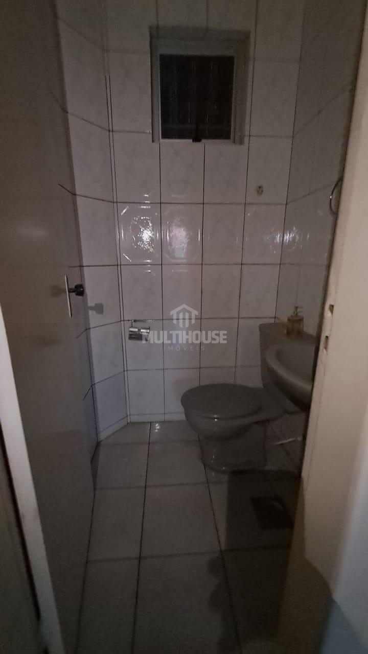 Casa para alugar com 3 quartos, 82m² - Foto 11