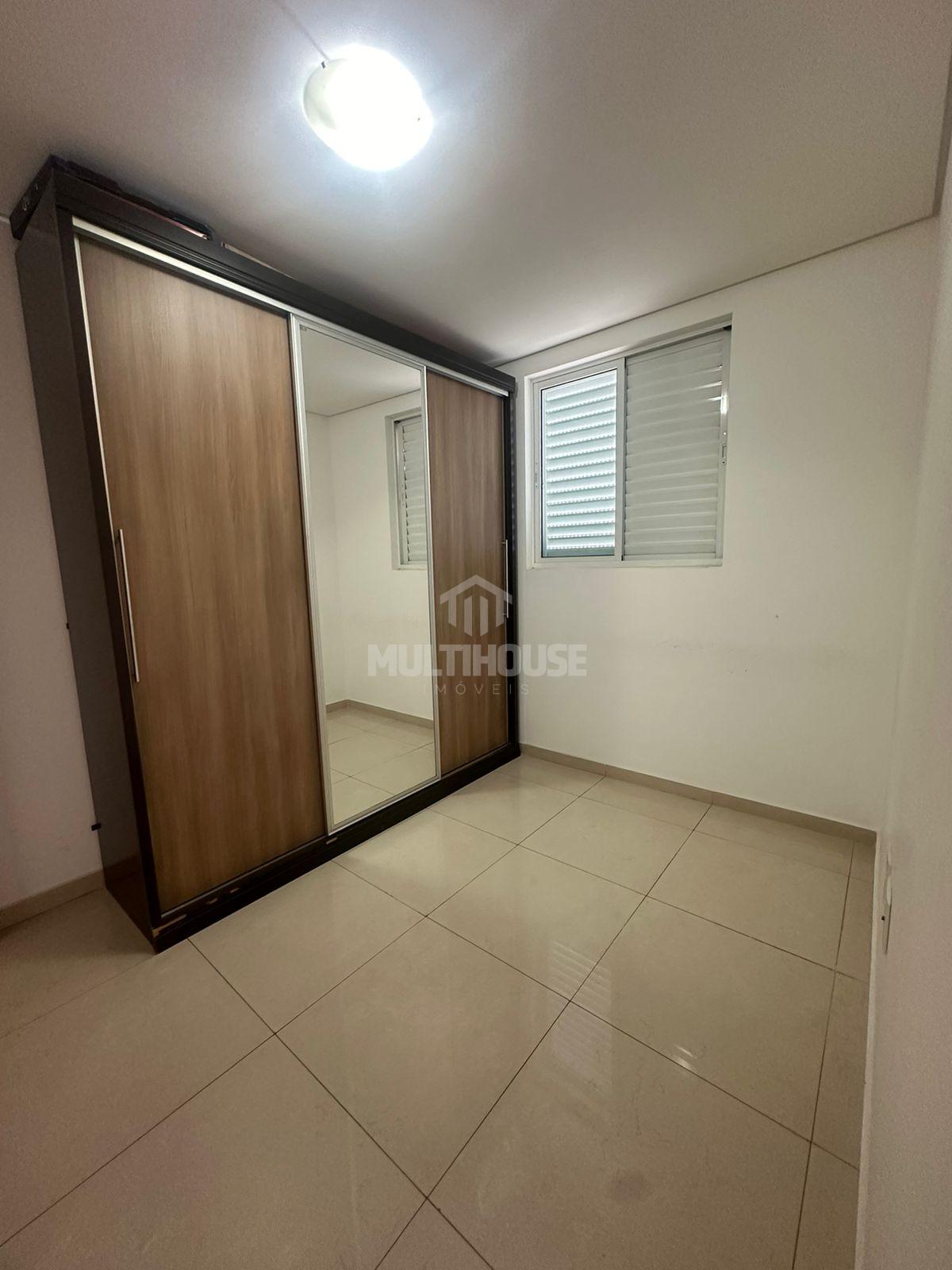 Apartamento para alugar com 2 quartos, 130m² - Foto 3