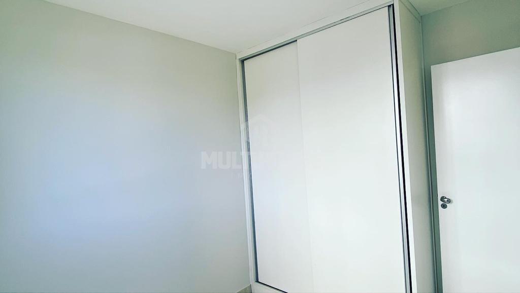 Apartamento para alugar com 2 quartos, 57m² - Foto 7