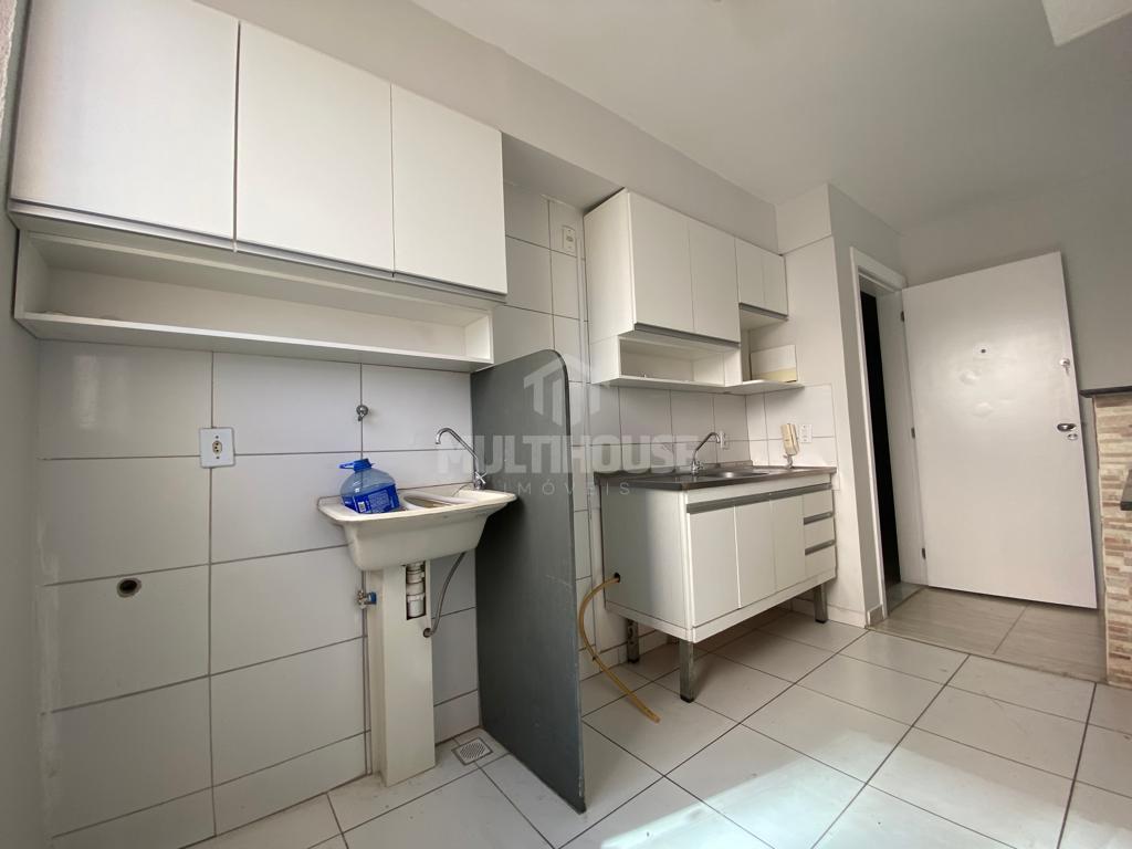 Apartamento para alugar com 2 quartos, 57m² - Foto 13