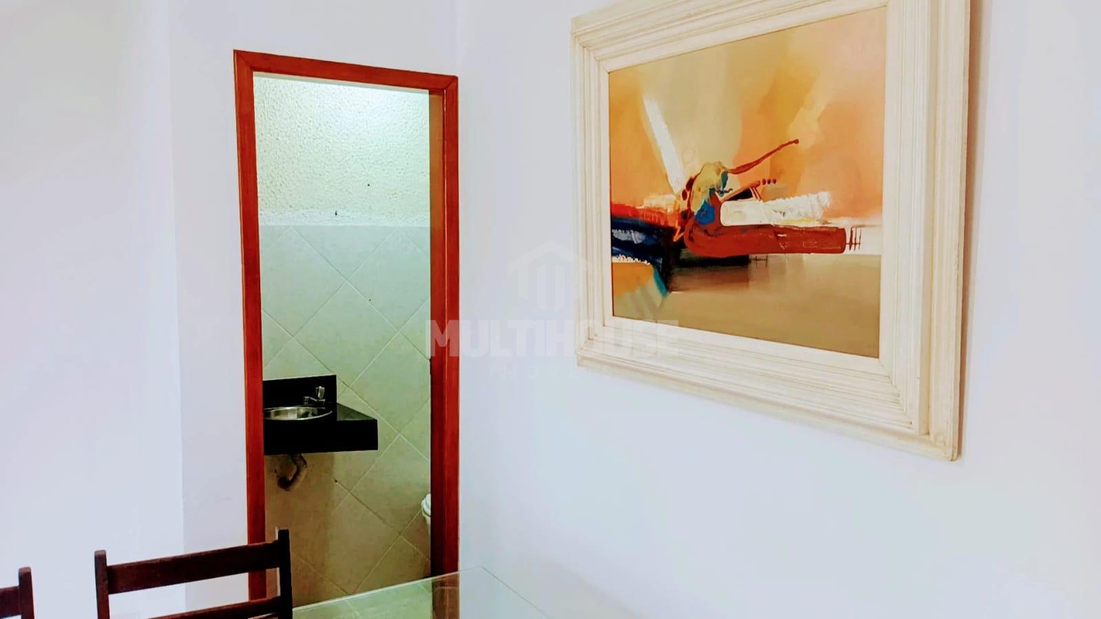 Casa à venda com 2 quartos, 130m² - Foto 1