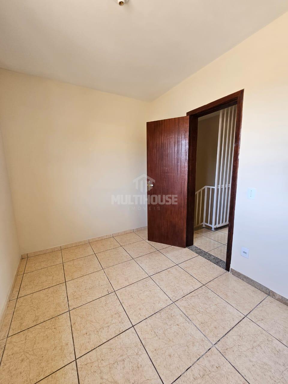 Casa à venda com 2 quartos, 114m² - Foto 11