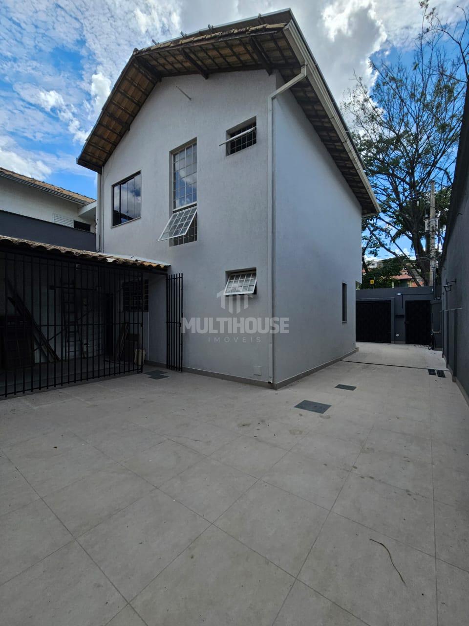 Casa para alugar com 3 quartos, 200m² - Foto 3