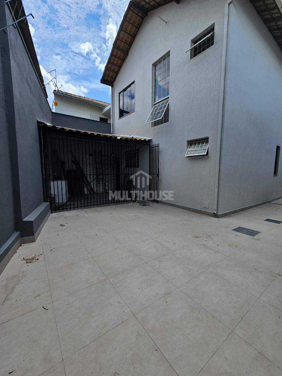 Casa para alugar com 3 quartos, 200m² - Foto 6