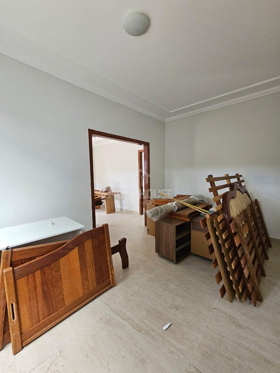 Casa para alugar com 3 quartos, 200m² - Foto 10