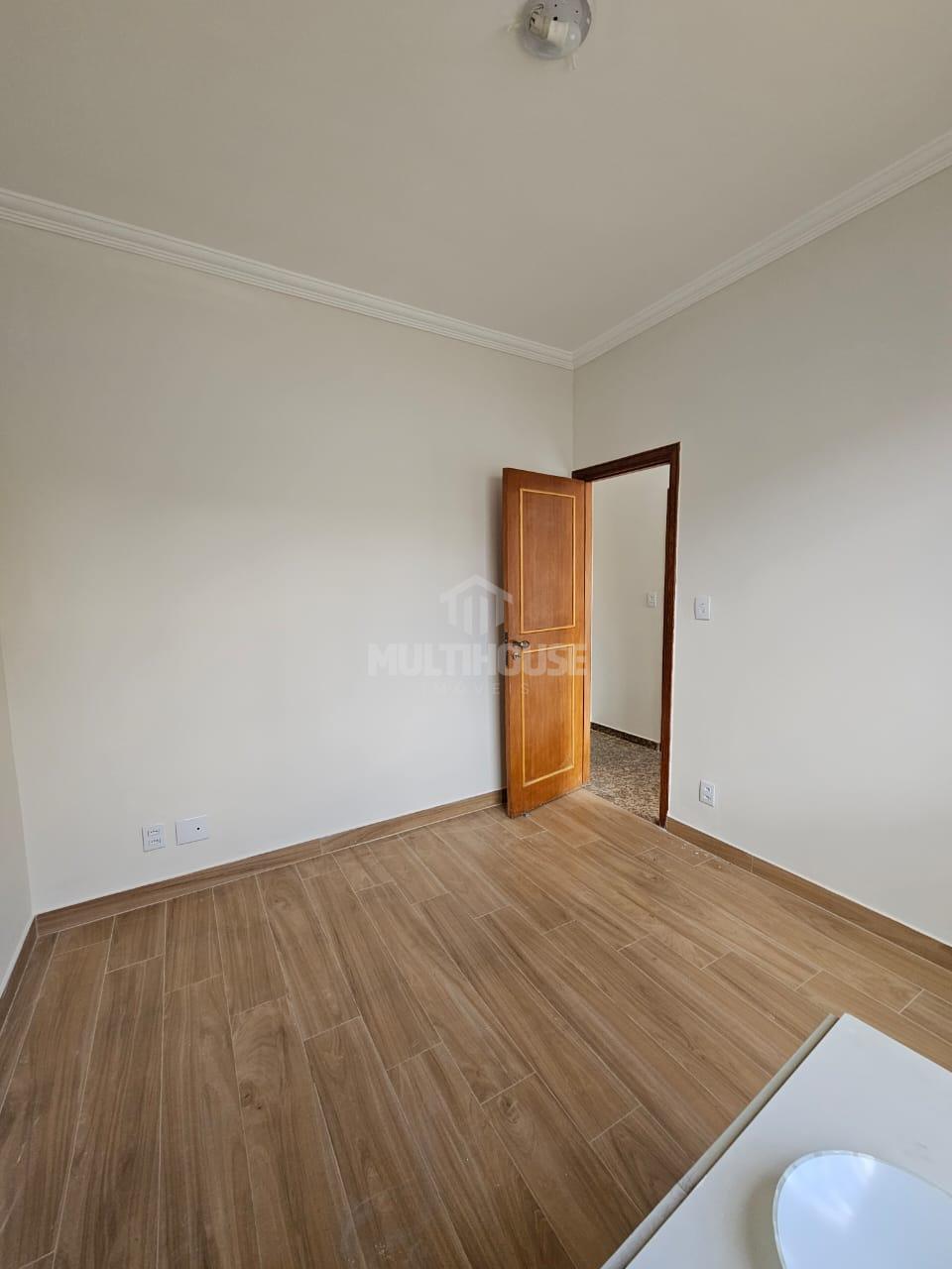 Casa para alugar com 3 quartos, 200m² - Foto 19