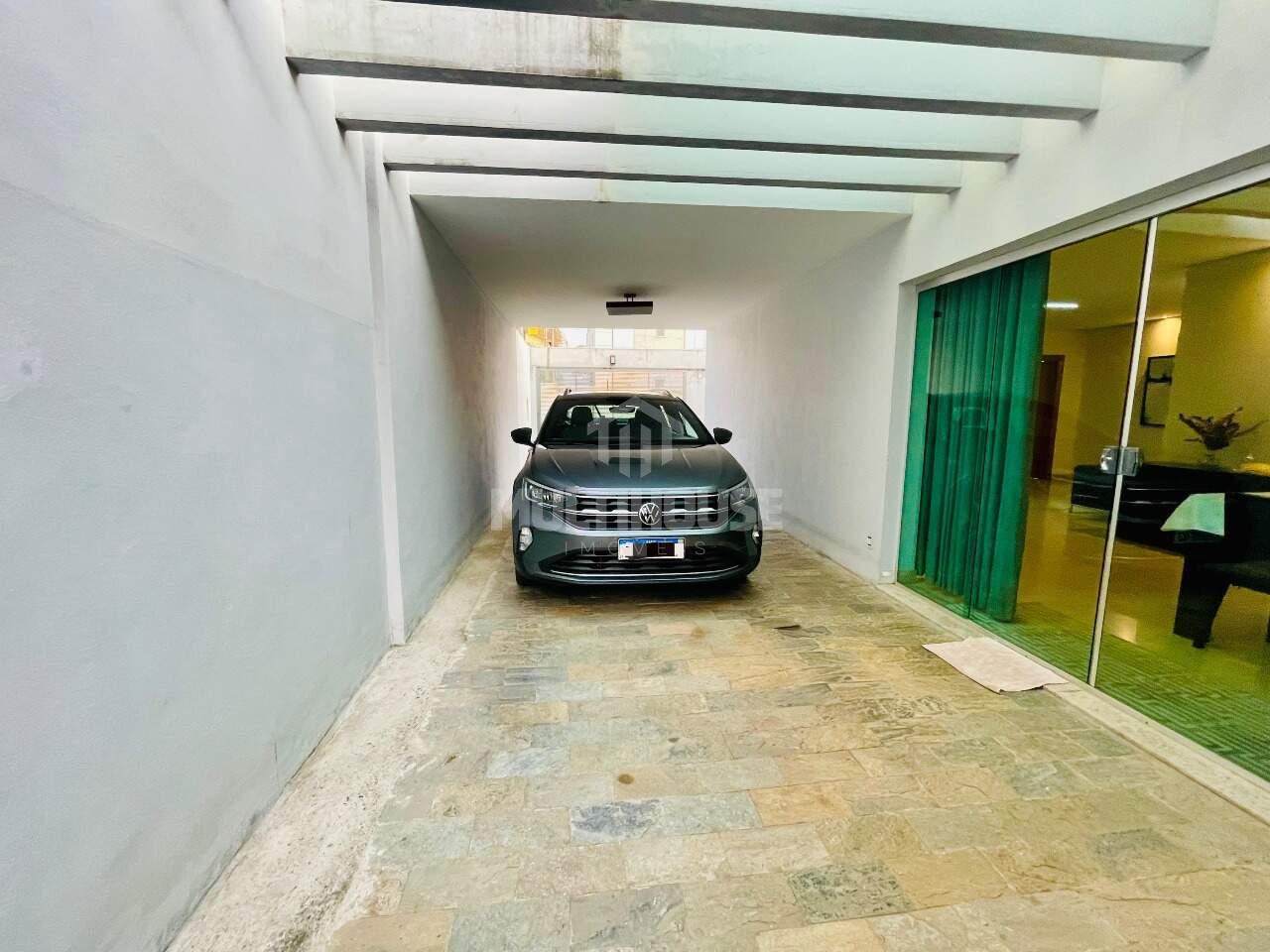 Casa para alugar com 4 quartos, 230m² - Foto 14