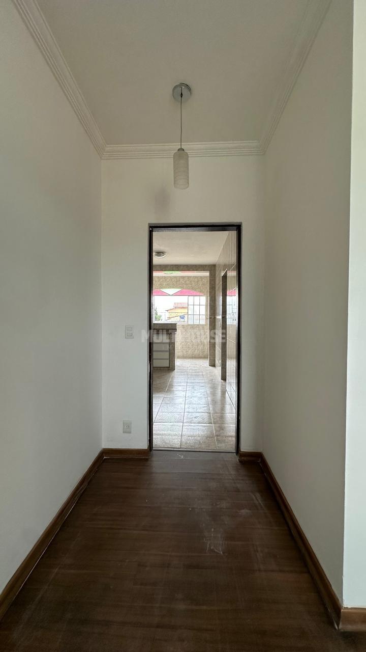 Apartamento à venda com 2 quartos, 70m² - Foto 4