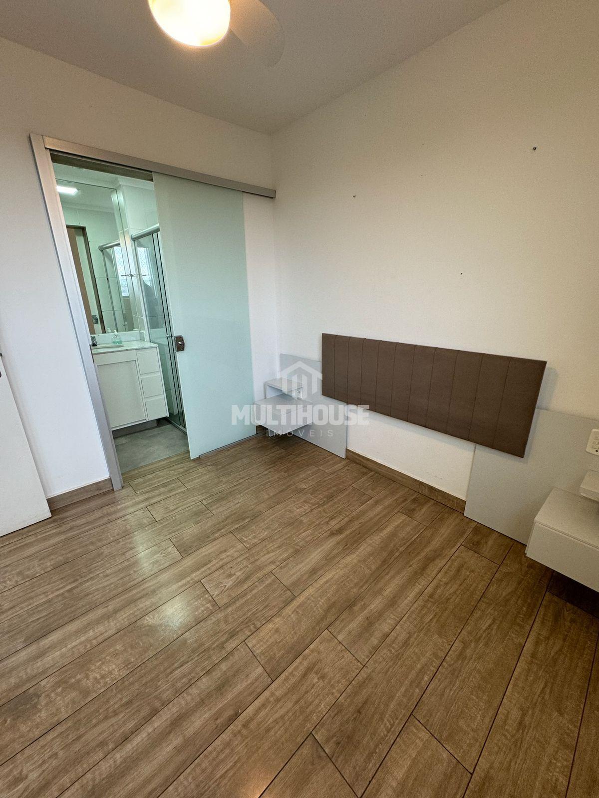 Apartamento para alugar com 3 quartos, 125m² - Foto 28