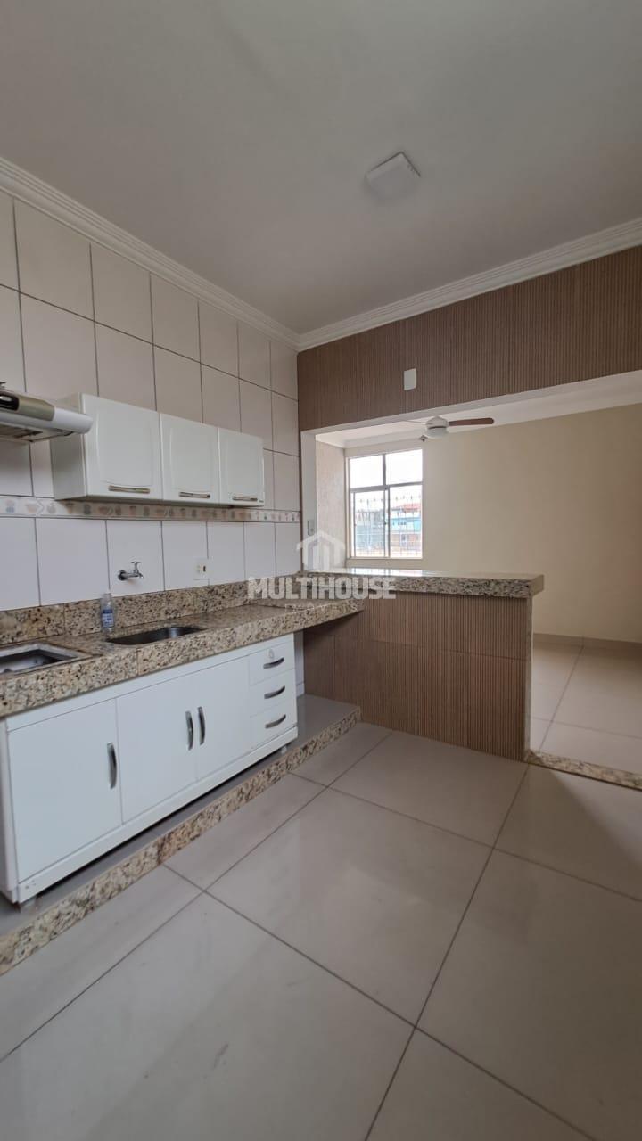 Apartamento para alugar com 2 quartos, 60m² - Foto 2