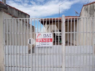 Casa à venda, Jardim das Industrias em ótima rua de 3 dormitór...