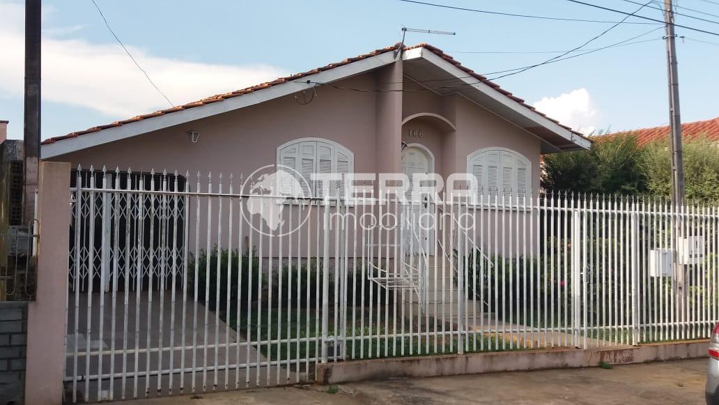 Casa com 3 dormitrios  venda, NUCLEO  PADRE CHAGAS, GUARAPUAVA - PR