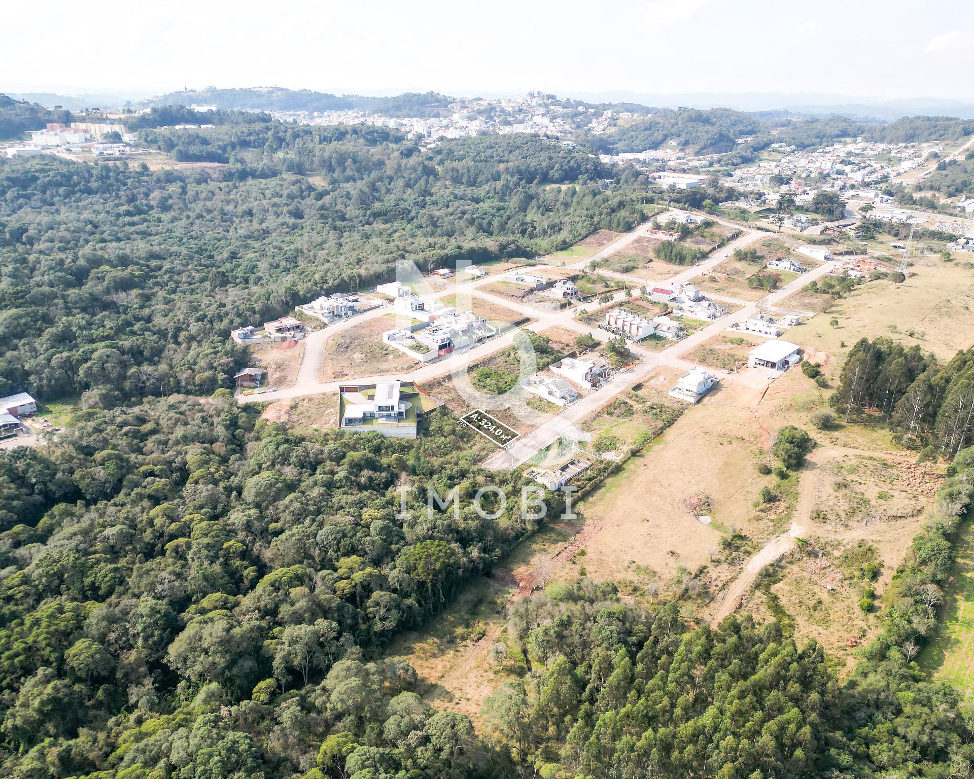 Terreno Plano no Bairro Conz em Flores da Cunha com 324M 