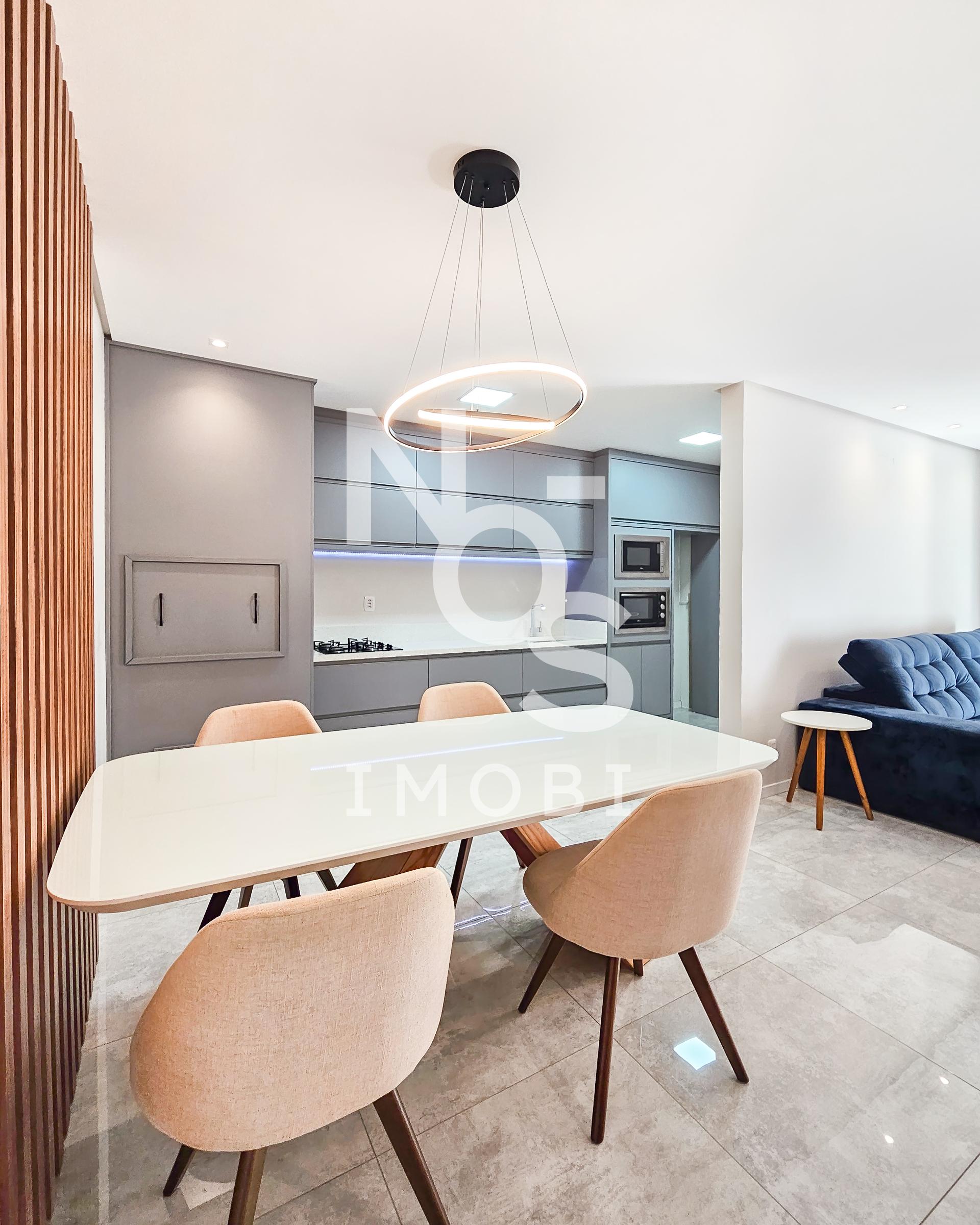 Apartamento de 02 Dormit?rios Semi mobiliado e amplo Terra?o e...