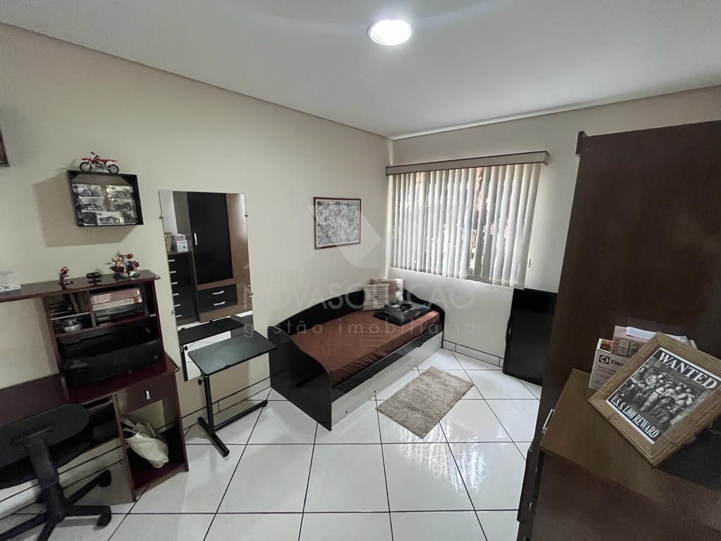 Casa com 3 dormitrios  venda, Jardim So Loureno, LIMEIRA - SP