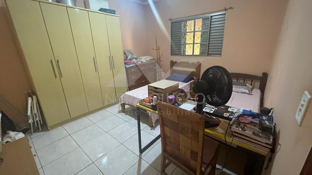 Casa com 2 dormitrios  venda, Vitrio Lucato, LIMEIRA - SP