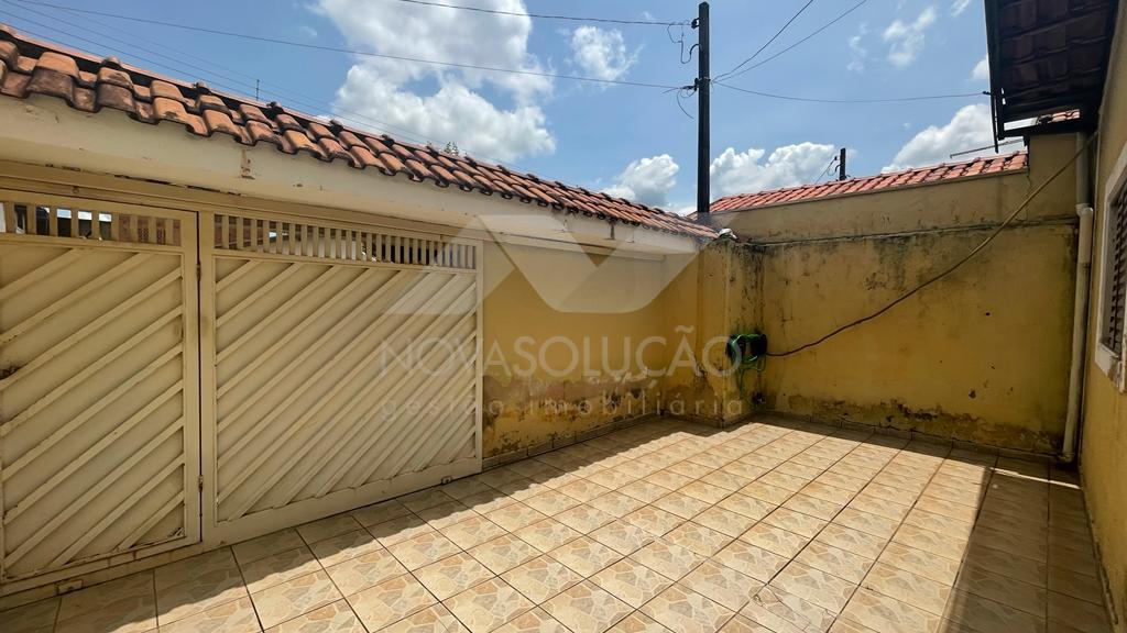 Casa com 2 dormitrios  venda, Vitrio Lucato, LIMEIRA - SP