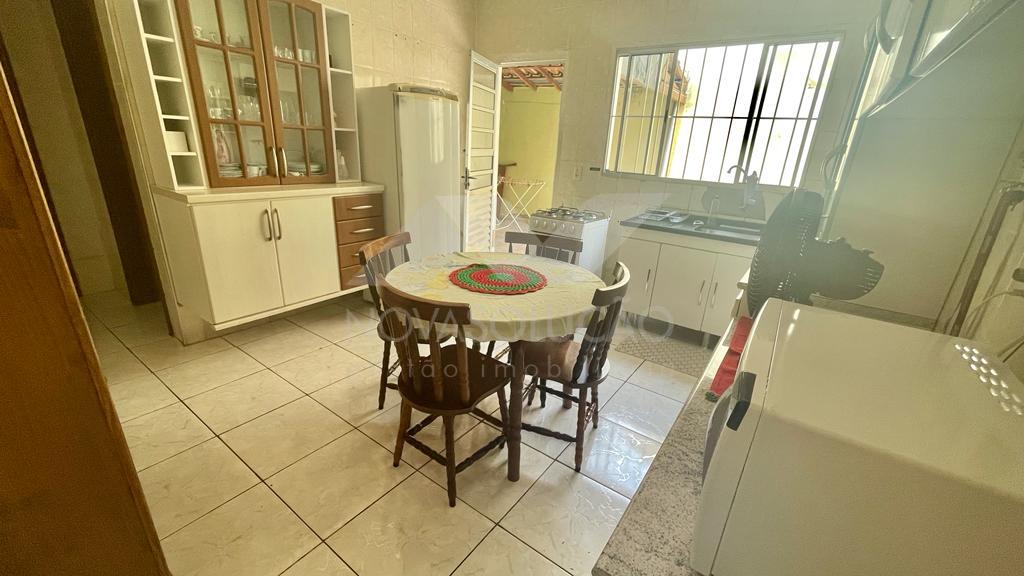 Casa com 2 dormitrios  venda, Vitrio Lucato, LIMEIRA - SP