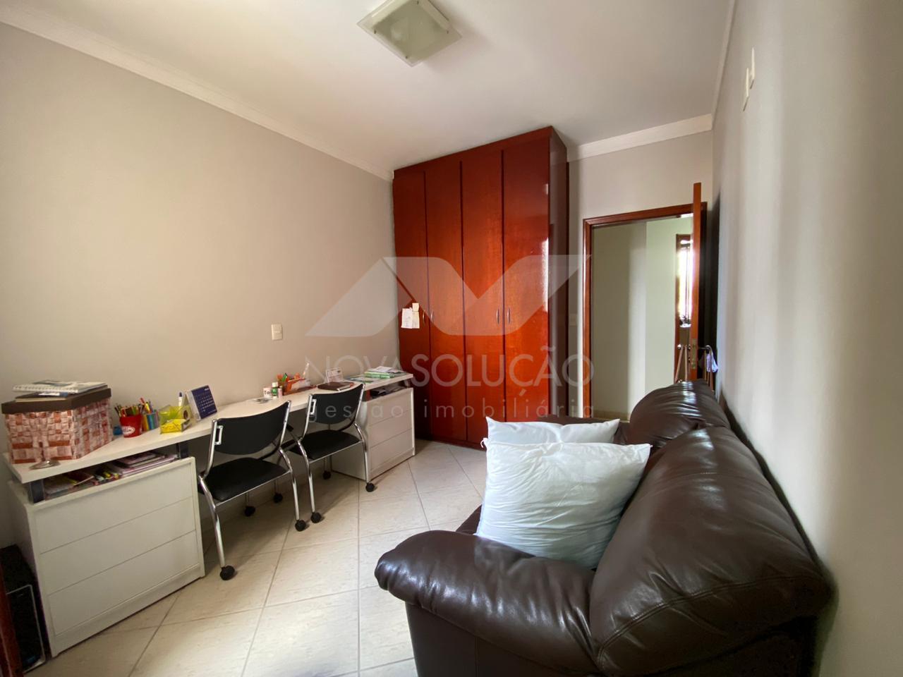 Apartamento com 4 dormitrios  venda, LIMEIRA - SP