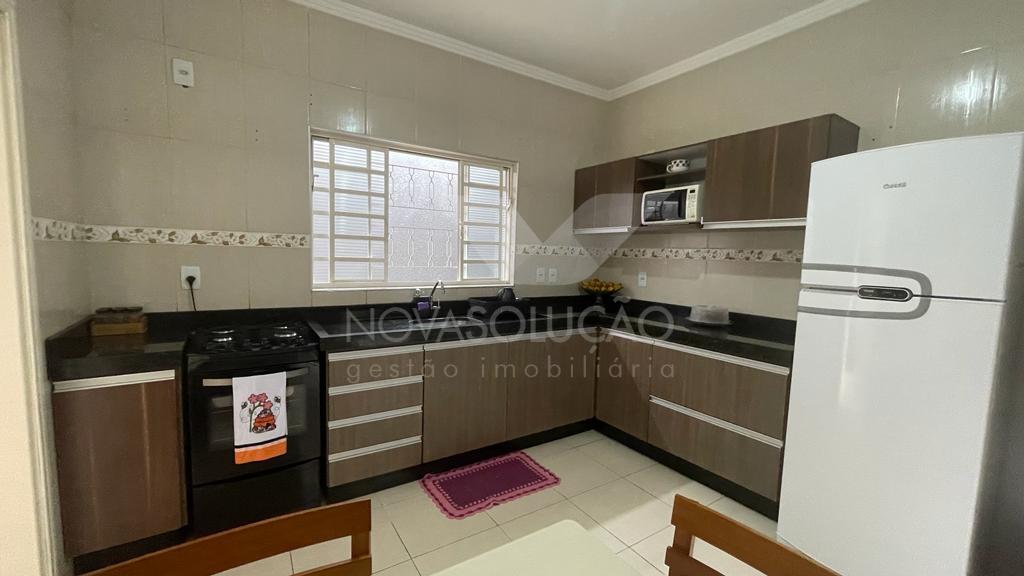 Casa com 2 dormitrios  venda, guas Da Serra, LIMEIRA - SP