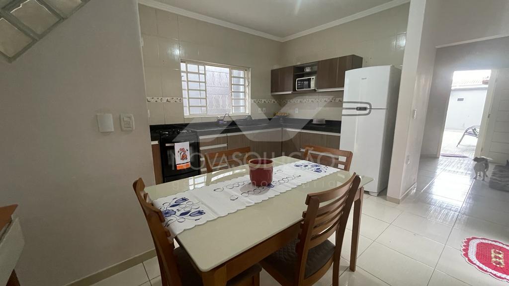 Casa com 2 dormitrios  venda, guas Da Serra, LIMEIRA - SP