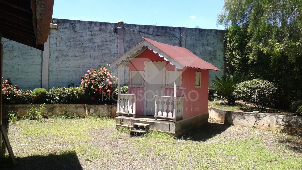 Chcara com 2 dormitrios  venda, Estncia Paraiso, LIMEIRA - SP