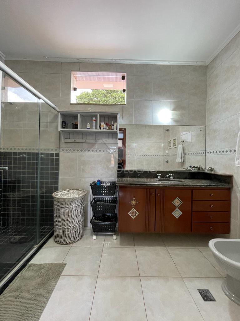 Casa com 4 dormitrios  venda, Jardim Bandeirantes, LIMEIRA - SP