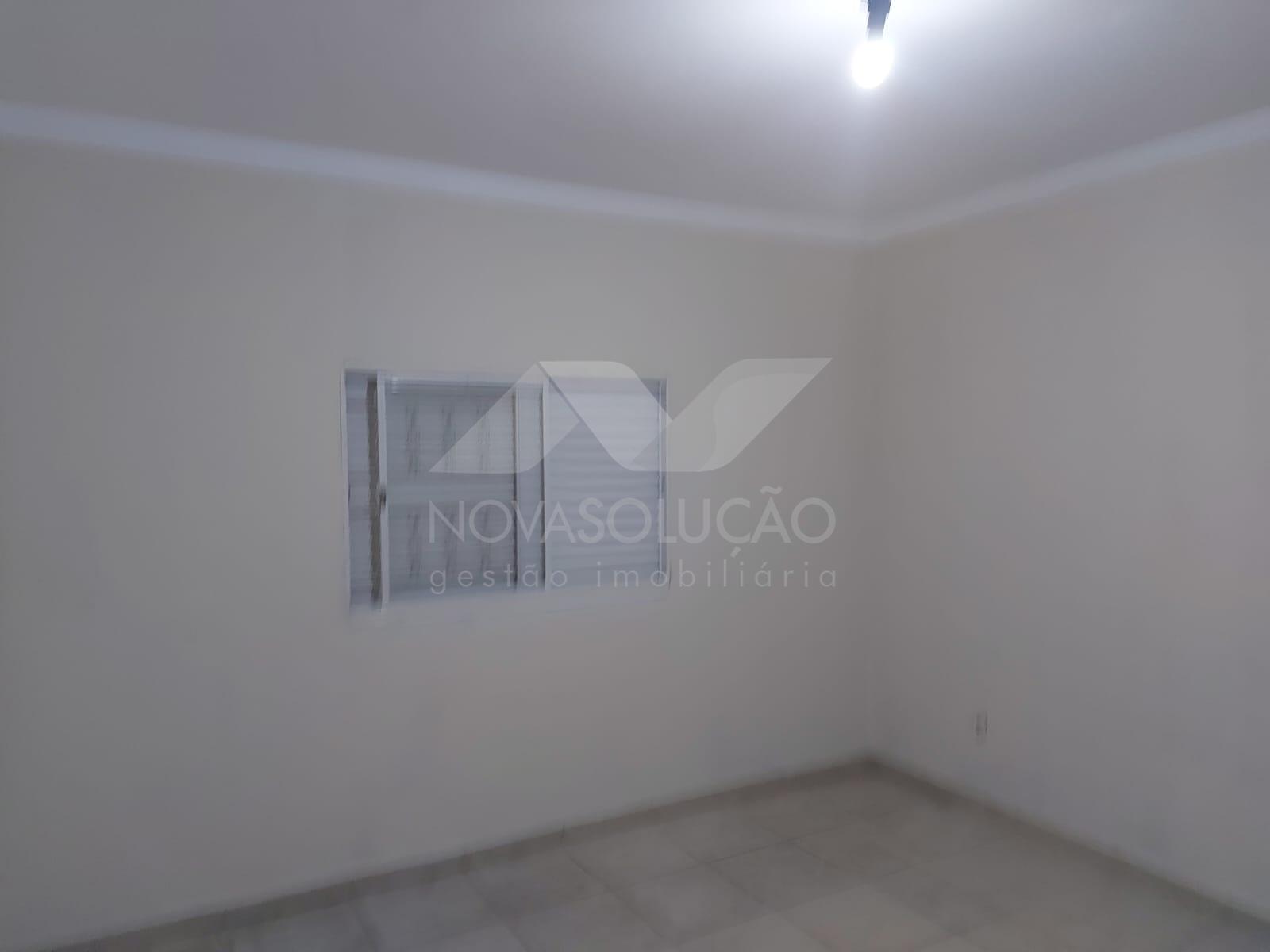 Casa com 2 dormitrios  venda, Jardim So Loureno, LIMEIRA - SP