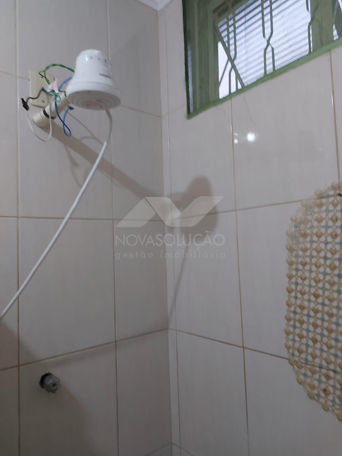 Casa com 2 dormitrios  venda, Jardim So Loureno, LIMEIRA - SP