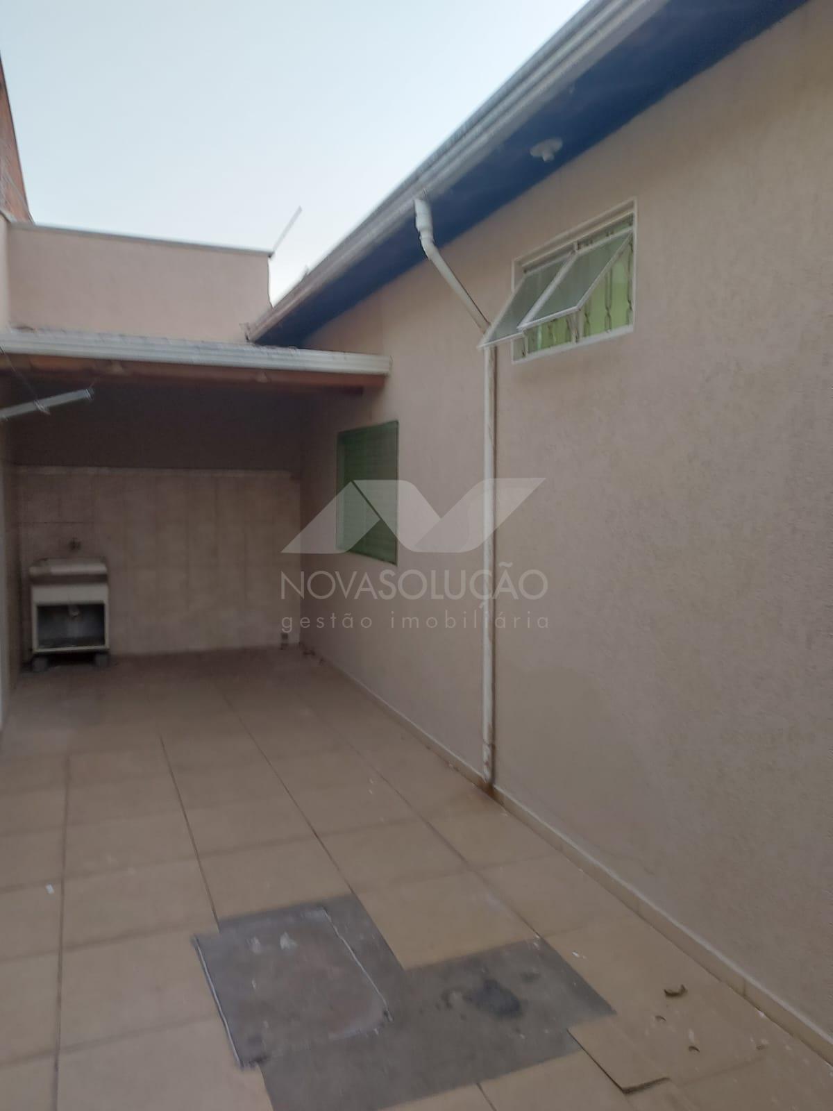 Casa com 2 dormitrios  venda, Jardim So Loureno, LIMEIRA - SP