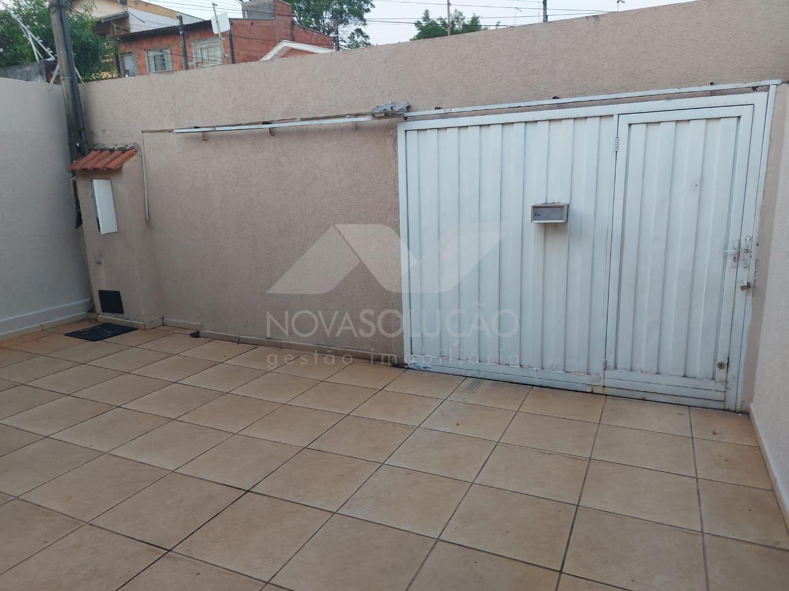 Casa com 2 dormitrios  venda, Jardim So Loureno, LIMEIRA - SP