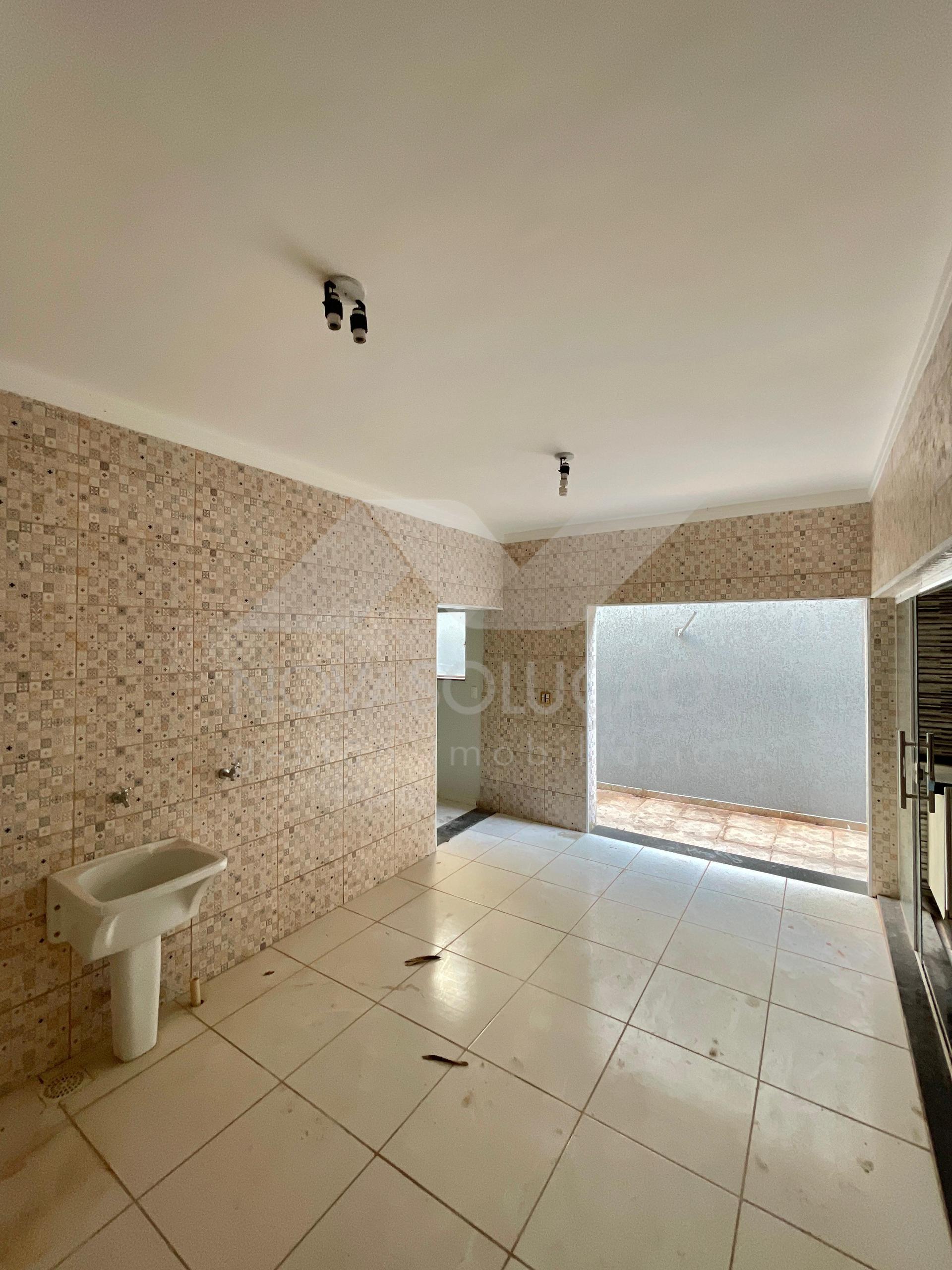 Casa com 3 dormitrios, Jardim dos Jequitibas, LIMEIRA - SP