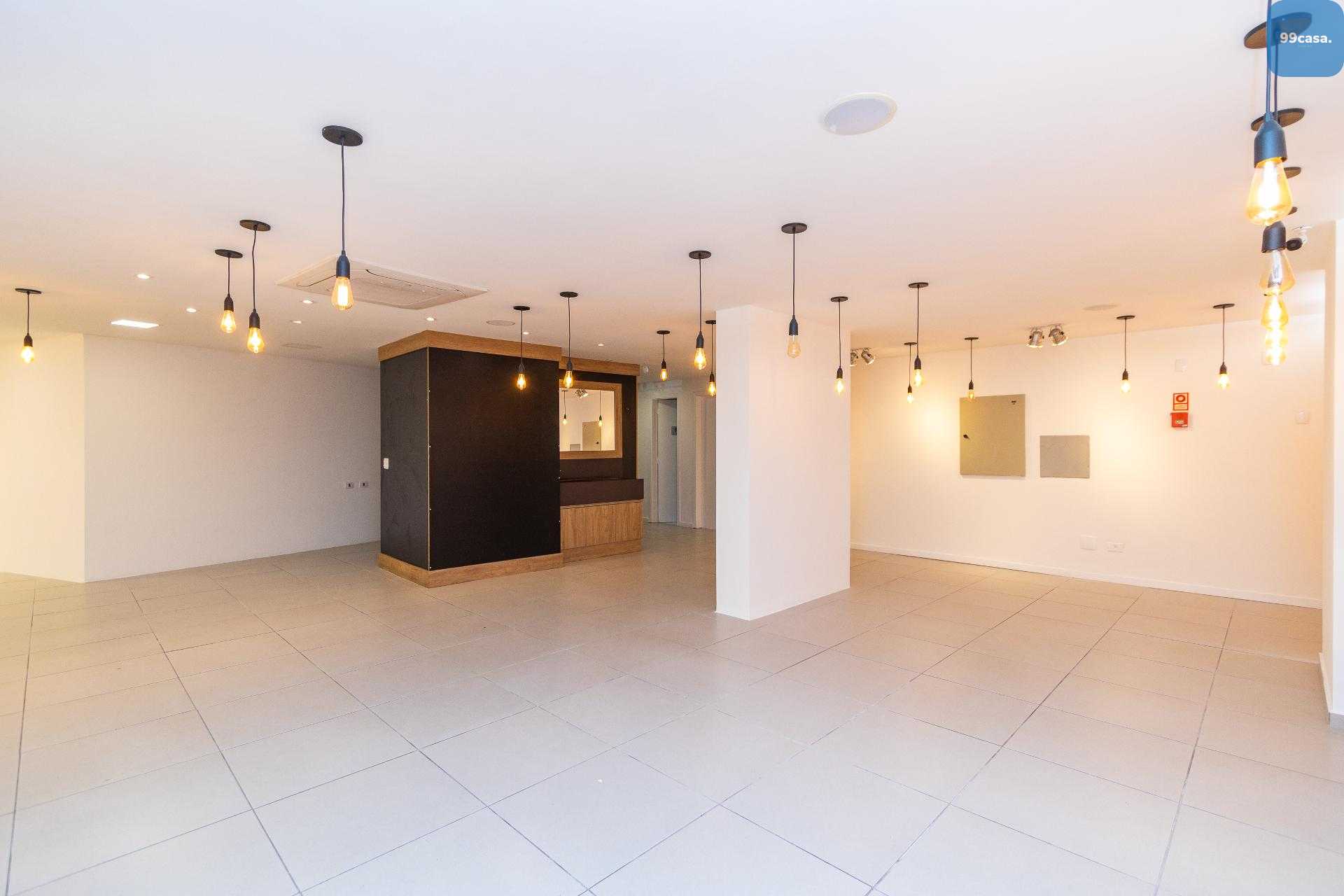 Loja comercial para locação, 610 m , Água Verde - CURITIBA - PR