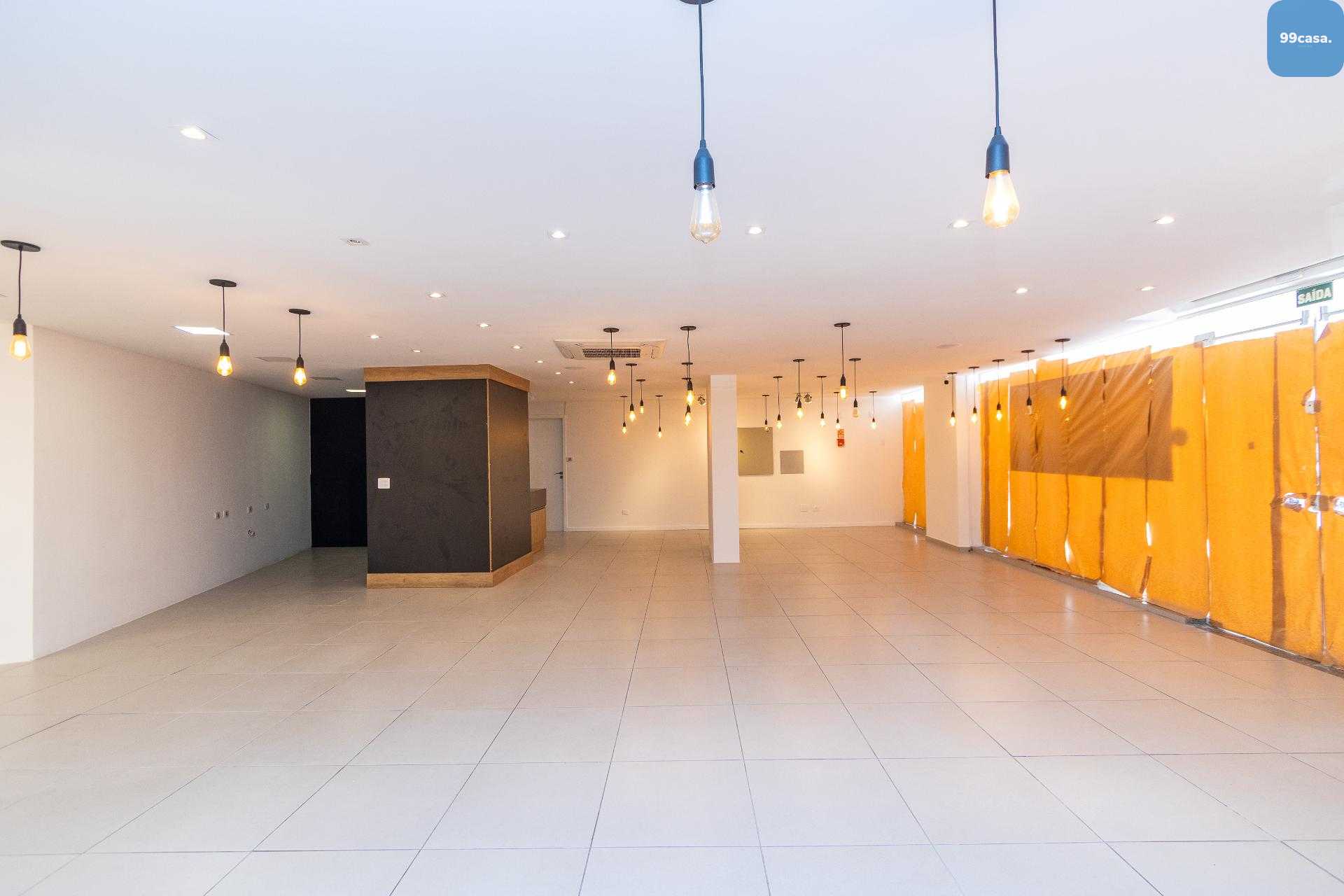 Loja comercial para locação, 610 m , Água Verde - CURITIBA - PR