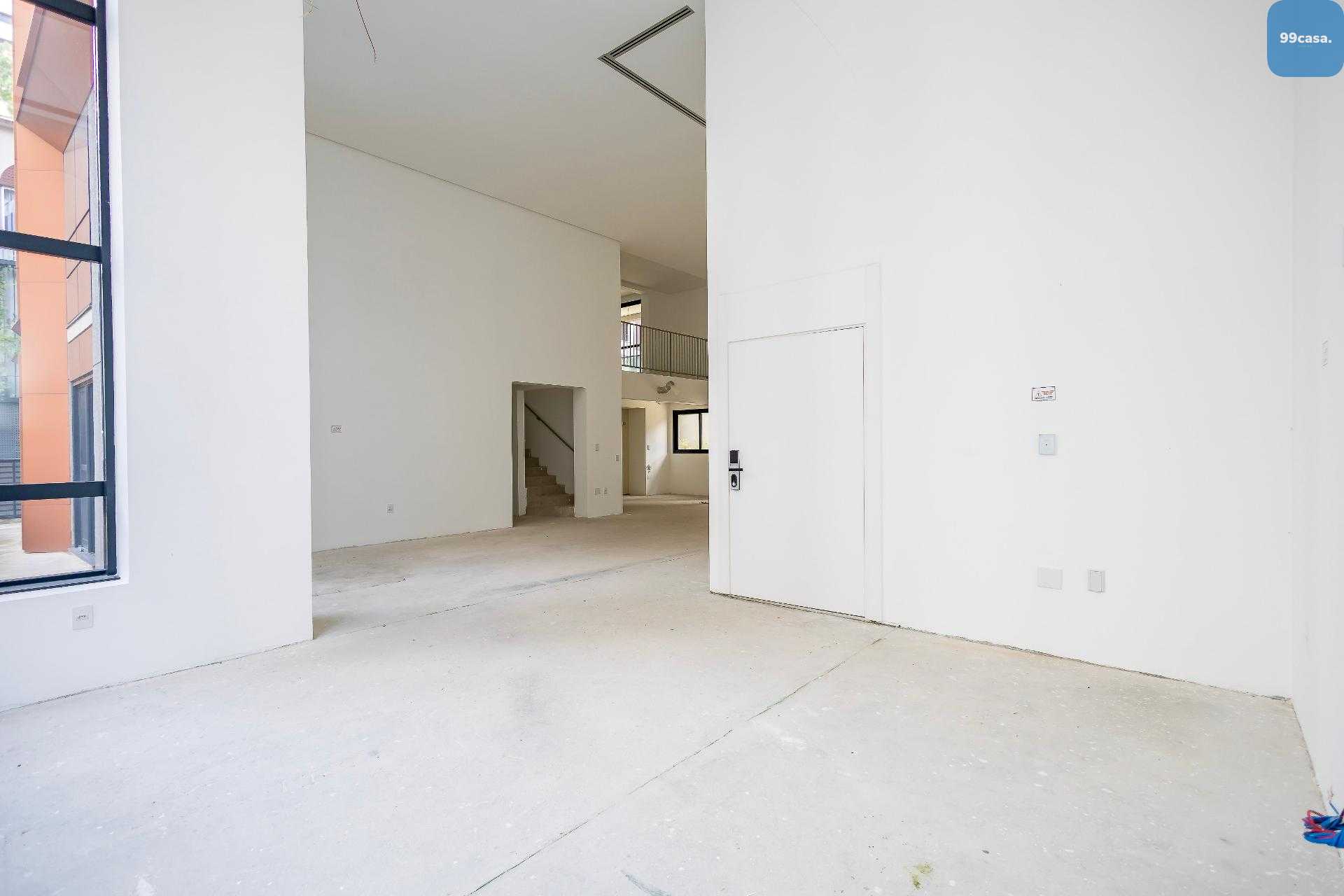 Apartamento com 4 quartos à venda, 551.00 m , Cabral, CURITIBA...