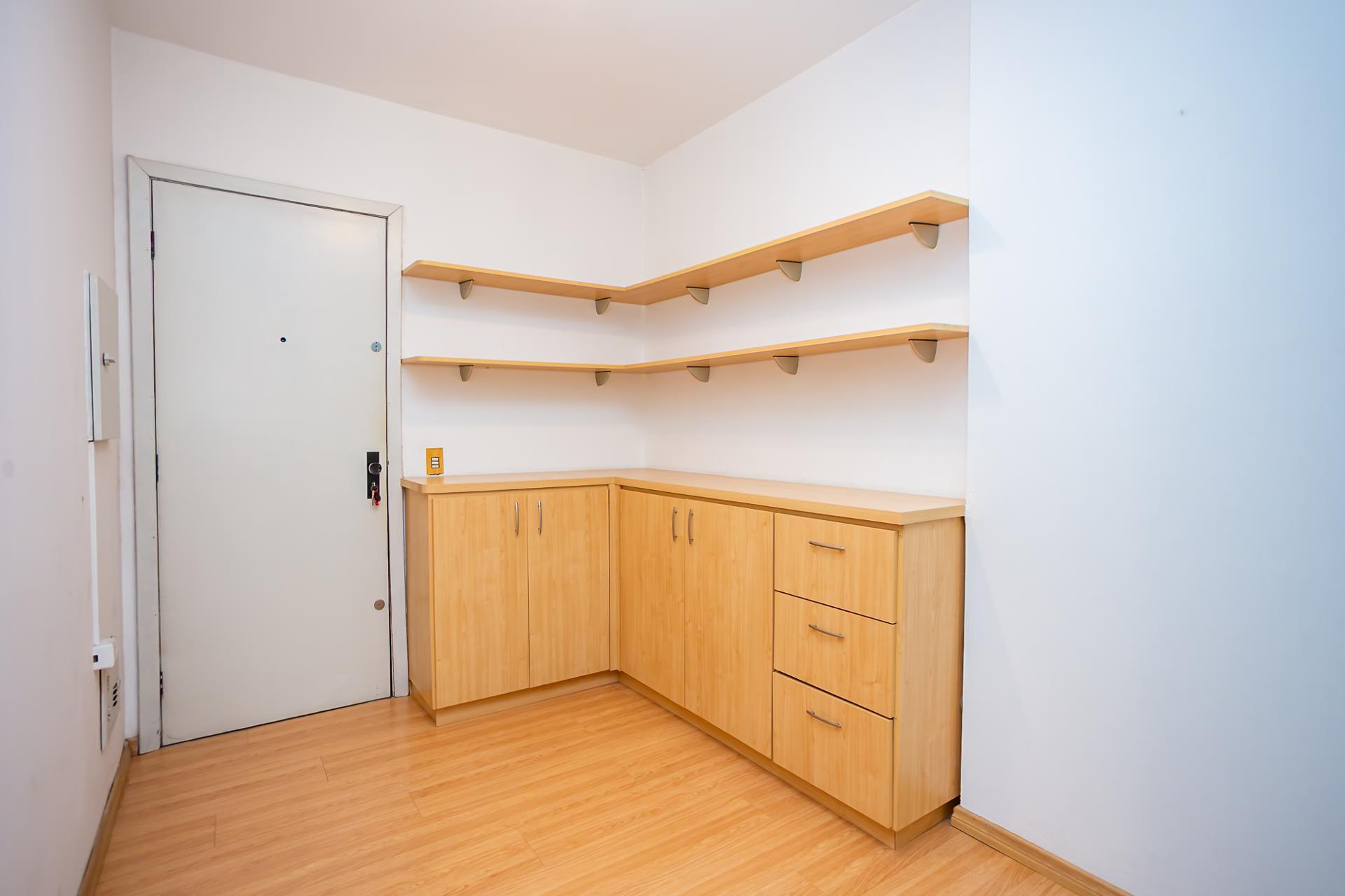 Sala Conjunto comercial para venda no Centro de Curitiba