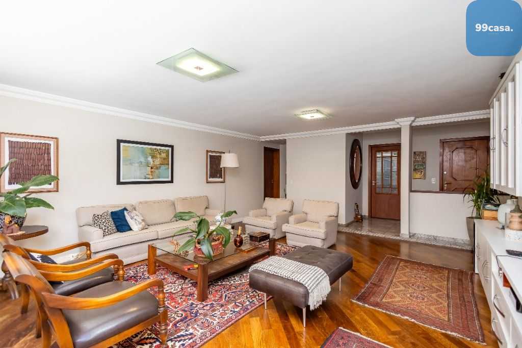 Apartamento com 3 quartos próximo da Praça do Japão - Curitiba PR