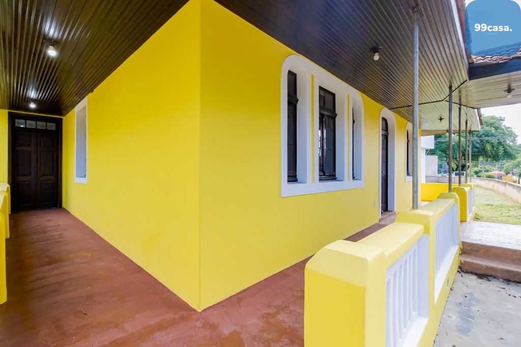 Casa para locação, com 1.390 m , Barigui, CURITIBA - PR