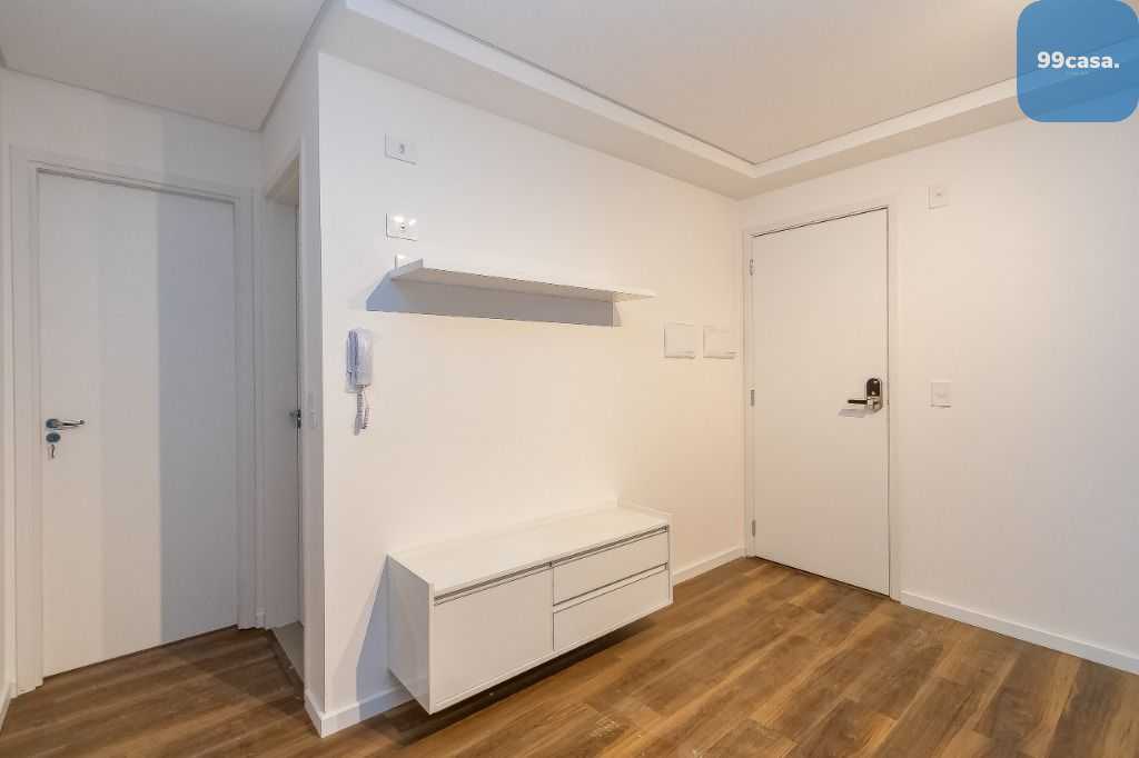 Apartamento à venda com 2 quartos no Centro de Curitiba PR