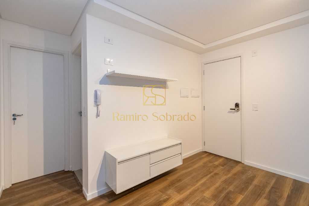 Apartamento ? venda com 2 quartos no Centro de Curitiba PR