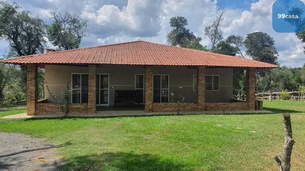 Haras à venda com 70.000 m  e casa construída em Lapa PR