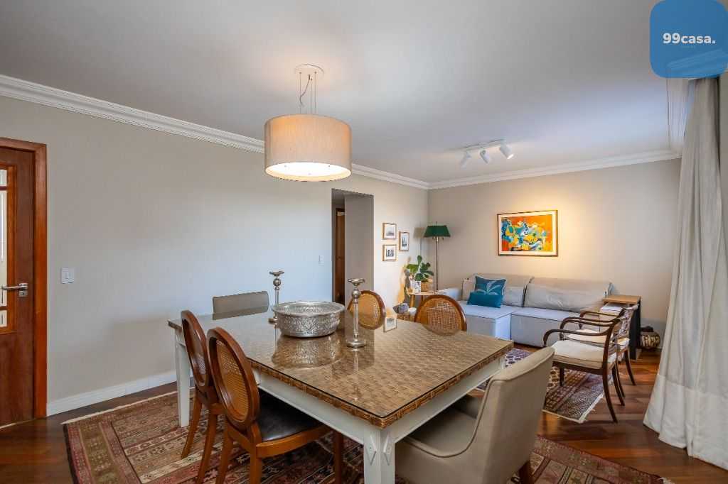 Apartamento com 3 quartos próximo da Praça do Japão - Curitiba PR