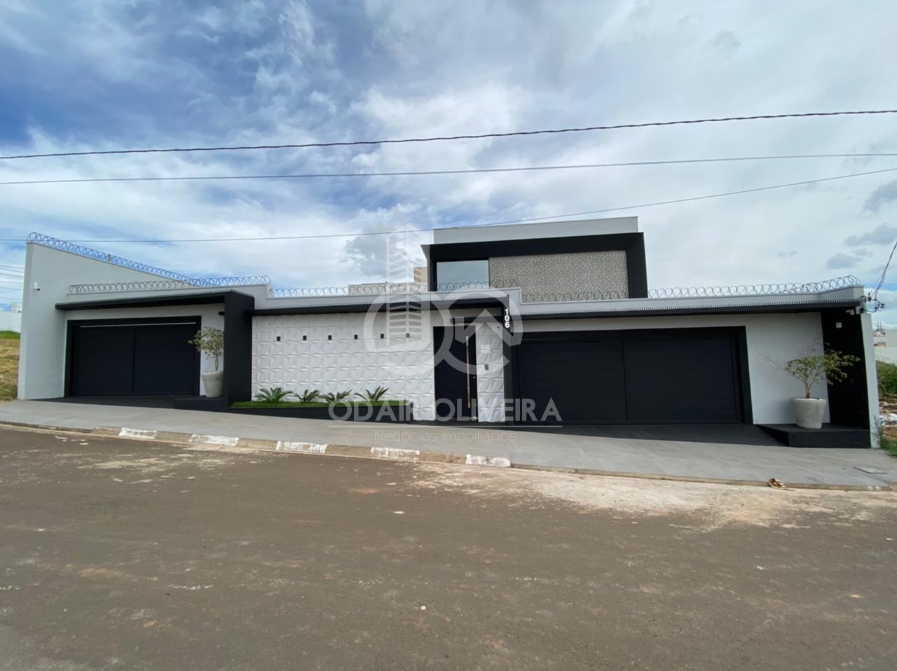 Casa  venda, PARQUE DAS AROEIRAS, PASSOS - MG