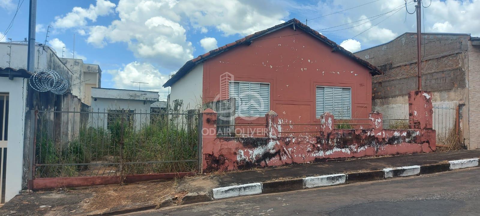 CASA PARA VENDA NO BAIRRO SO BENEDITO, PASSOS - MINAS GERAIS