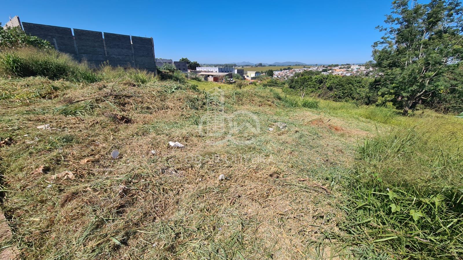 Terreno de 250m   venda no bairro , NOVA SUIA, PASSOS - MG