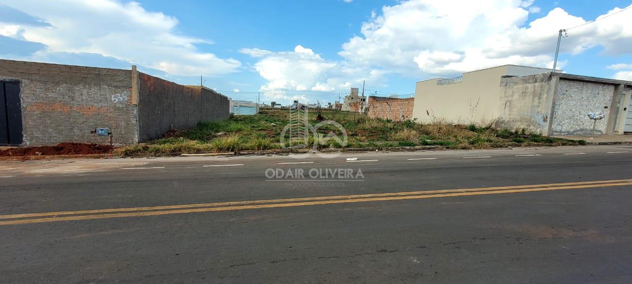 Terreno de 250m  murado de dois lados,  venda, VILA RICA, PASSOS - MG