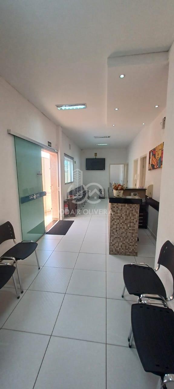 Comercial com 3 salas e recepo,  venda, CENTRO, PASSOS - MG