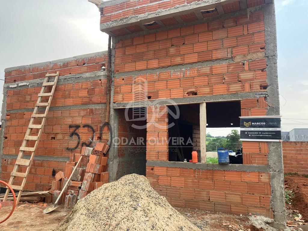 Casa em fase de acabamento  venda, JARDIM FLORENA, PASSOS - MG